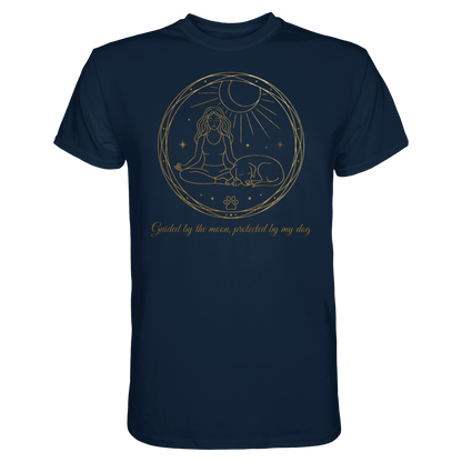 Guided by the Moon, Protected by My Dog Premium Unisex Shirt Pfotenpoesie